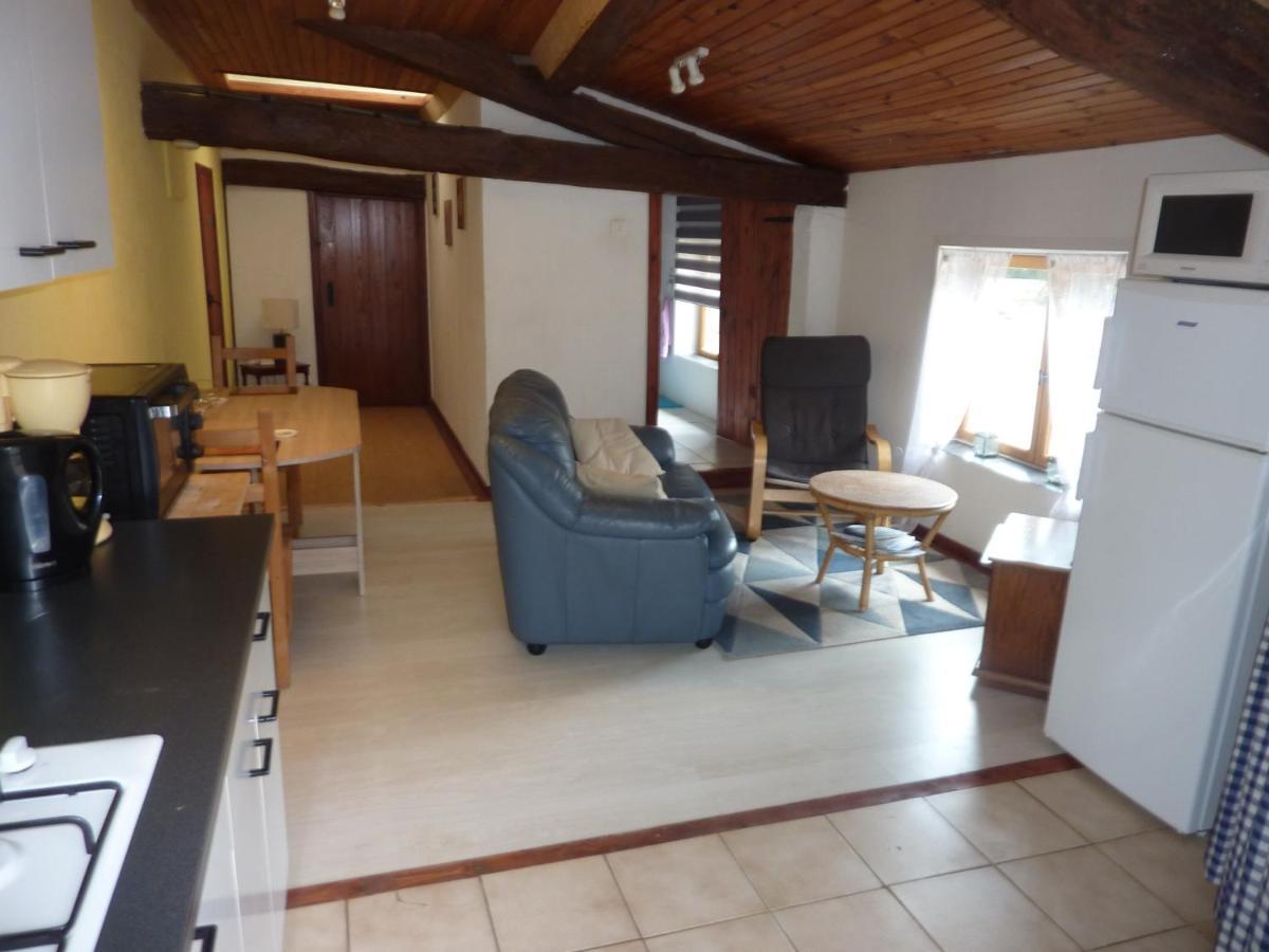 Ferienwohnung La Metairie Parthenay Exterior foto